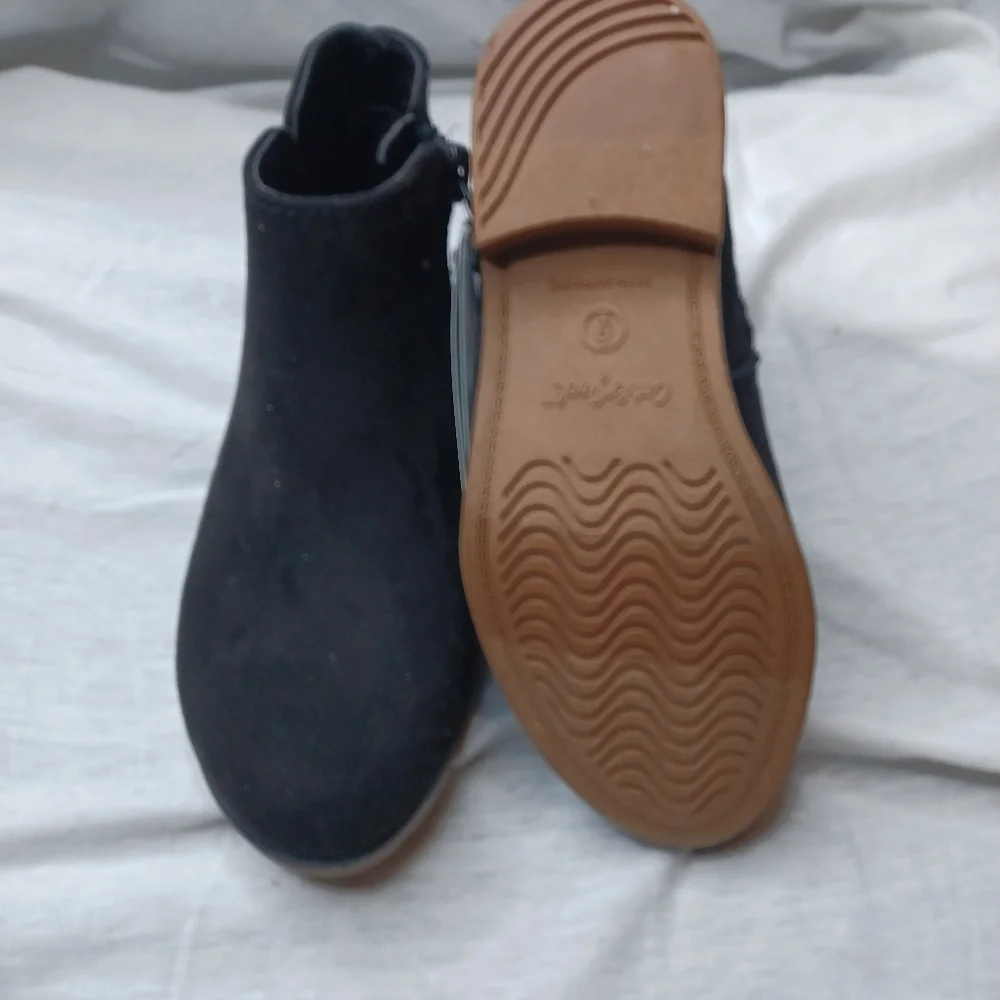 Cat & Jack Toodler Black Boots‎
